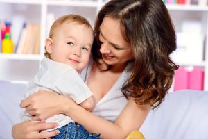 Dziecko na ręku mamy