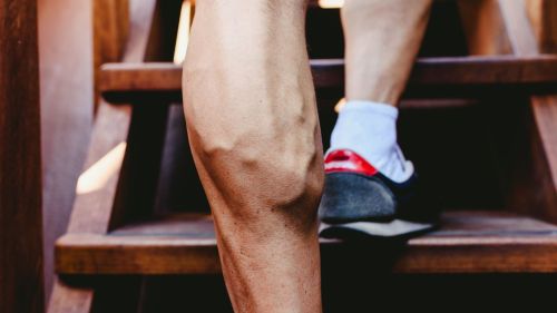 Jak poprawić krążenie w nogach? Domowe sposoby na poprawę krążenia