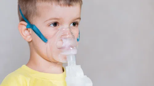 Zapalenie oskrzeli u dzieci: objawy, przyczyny i leczenie
