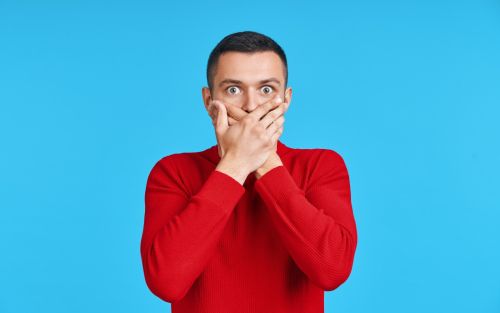 Gorzki smak w ustach: co oznacza? Przyczyny, objawy