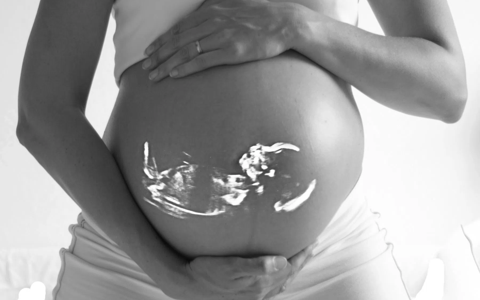 Neonatolog: kto to jest i czym się zajmuje? Wskazania do wizyty neonatologicznej title